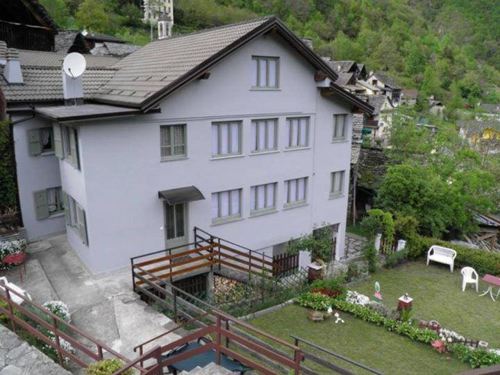 Casa Vacanza Pizzo Camino Calasca-Castiglione Екстер'єр фото
